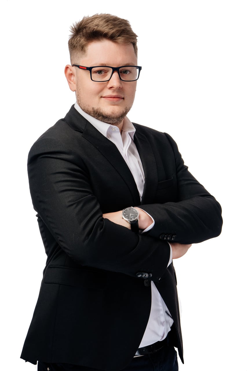 Damian Łęgowski – Prokurent